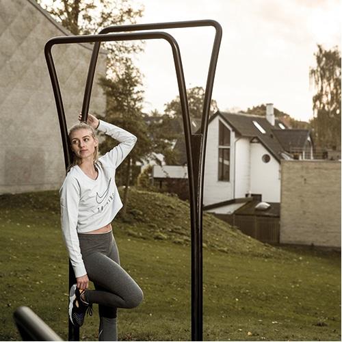 Outdoor gym equipment – pull-ups