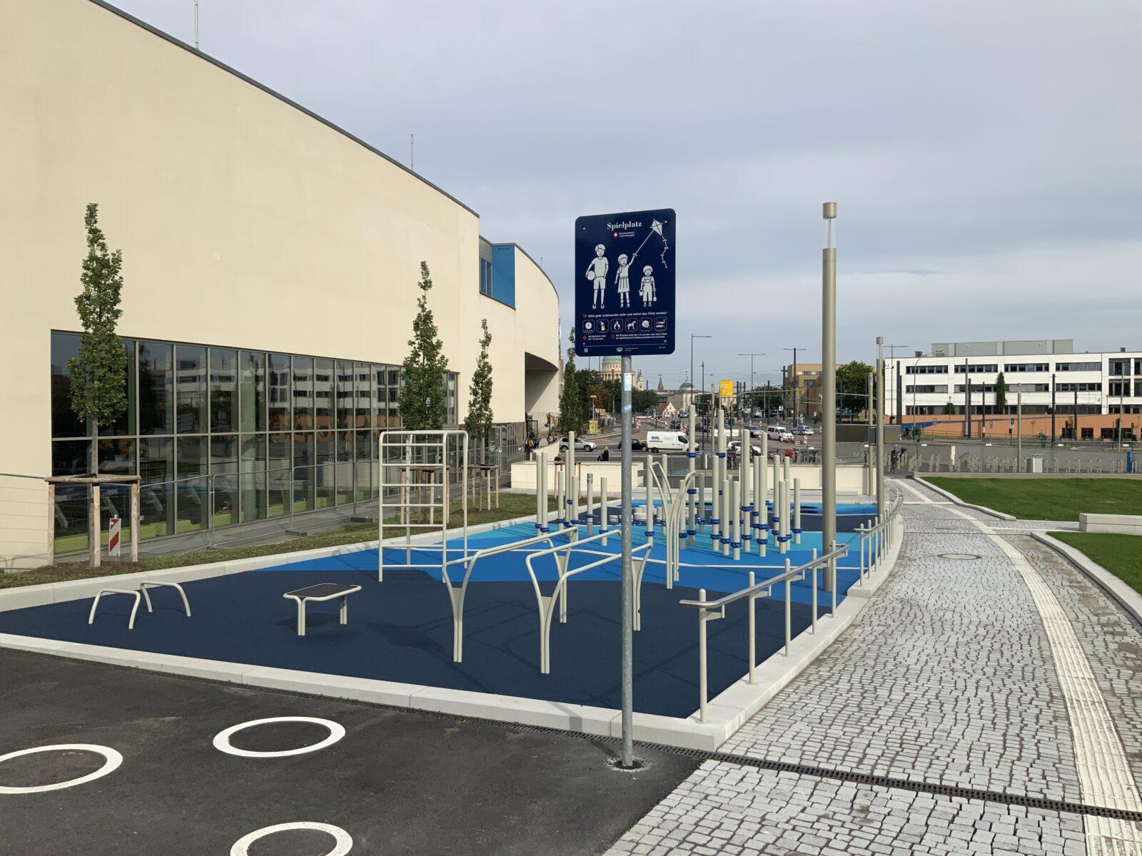 Outdoor durable fitness equipment in Potsdam Berlin made by NOORD
