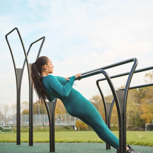 Design ideas for architects: Outdoor gyms in urban surroundings with sculptural and durable outdoor gym equipment